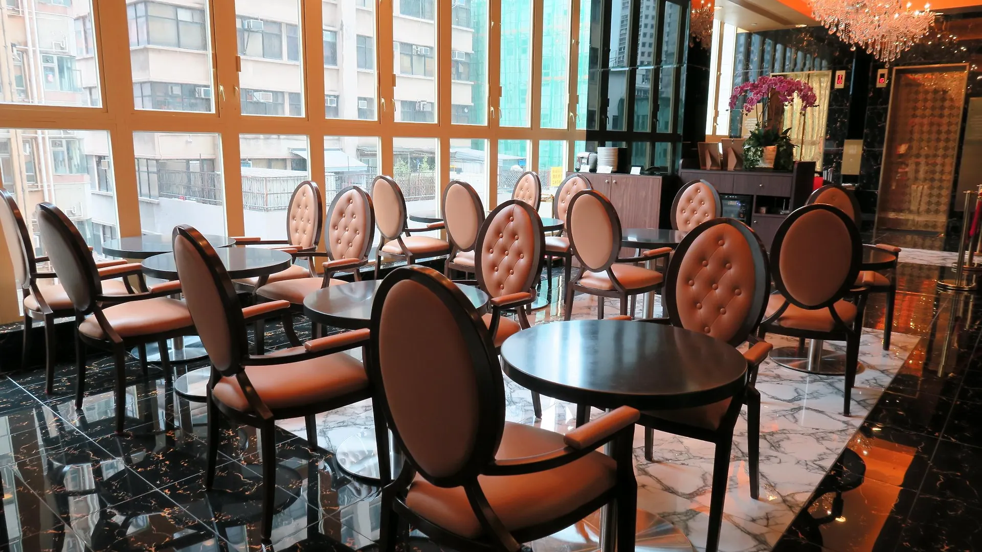Grand City Hotel Hong Kong 4*,