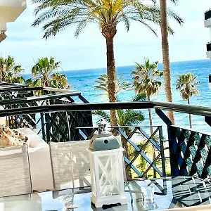 mi-capricho-beachfront-a4-apartments-with-sea-view.1costadelsol.com/