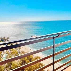 lujoso-apartamento-vistas-panoramicas-al-mar.1costadelsol.com/